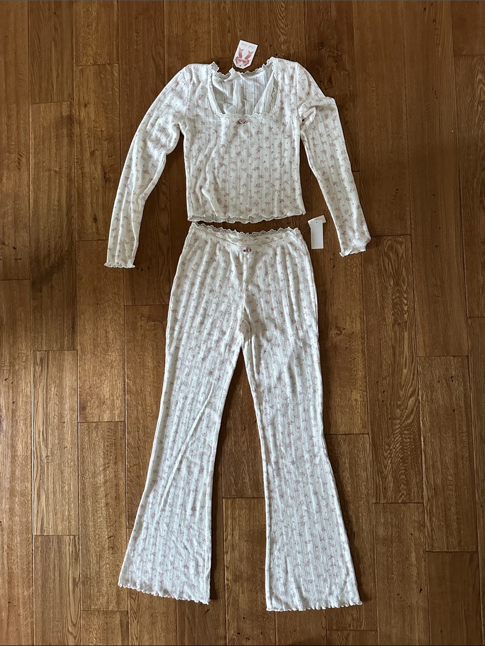 🌿 PINK ROSE Women's White Floral Ribbed Lounge Set. NWT.